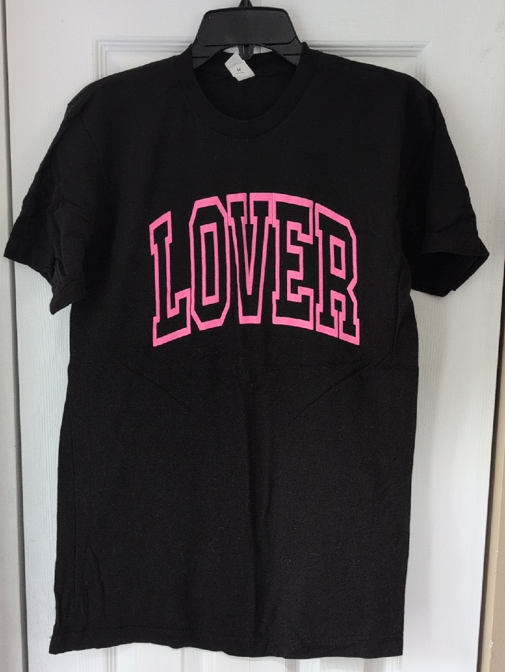 Graphic Tee Lover - Size M